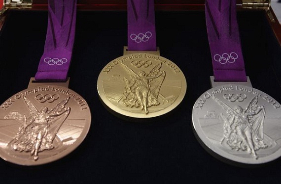 Las medallas de oro, plata y bronce modelo 2012