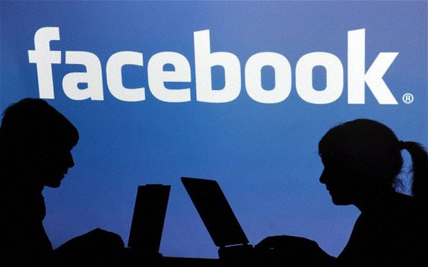 La red social Facebook tiene millones de usuarios