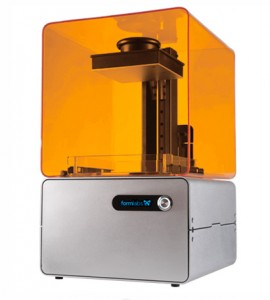 La Form 1 de Formlabs cuenta con una tecnología "estereolitográfica".