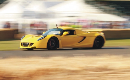 Hennessey Venom GT a toda marcha