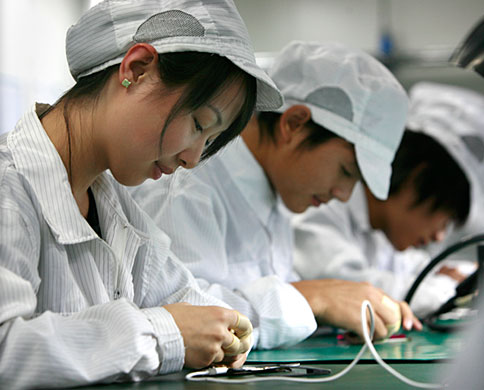 menores-de-edad-en-fabricas-de-apple