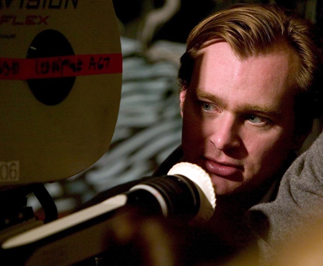 Christopher Nolan estará a cargo del filme Interstellar.