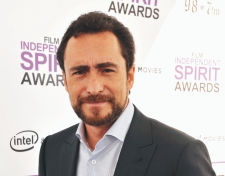 demian-bichir-debutara-como-director-con-el-film-refugio-1