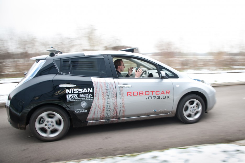 Carro de Nissan en prueba de autonomía