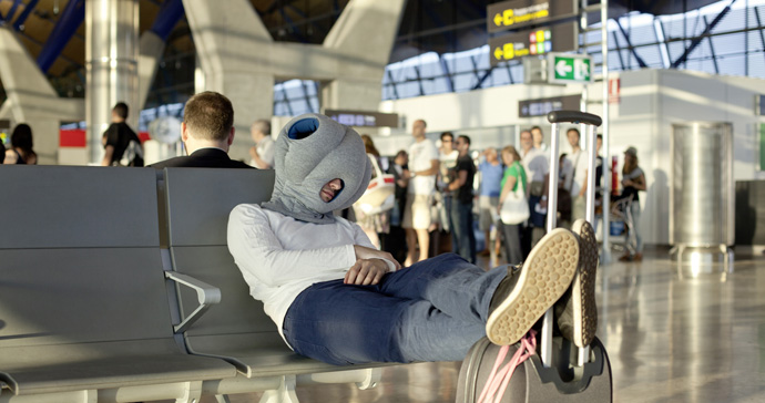 OSTRICH PILLOW