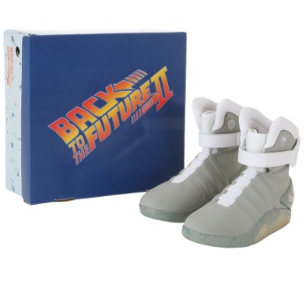 Las famosas Air MAGs con empaque Conmemorativo de la película