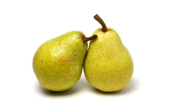 La pera se puede consumir con o sin cascara